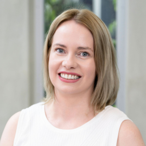 Tara Tara Reynolds
