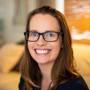 Tara R Tara Reynolds